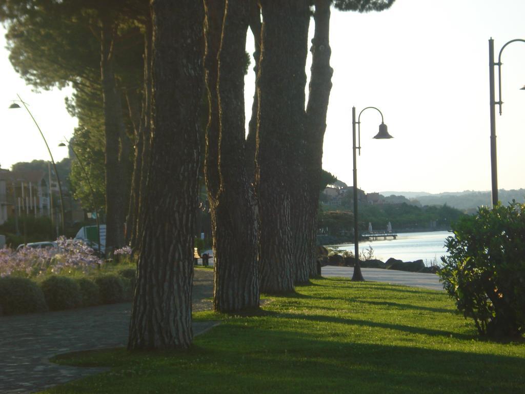 טרוויניאנו רומאנו Relax In Piazzetta Casa E Appartamento Per Vacanze מראה חיצוני תמונה