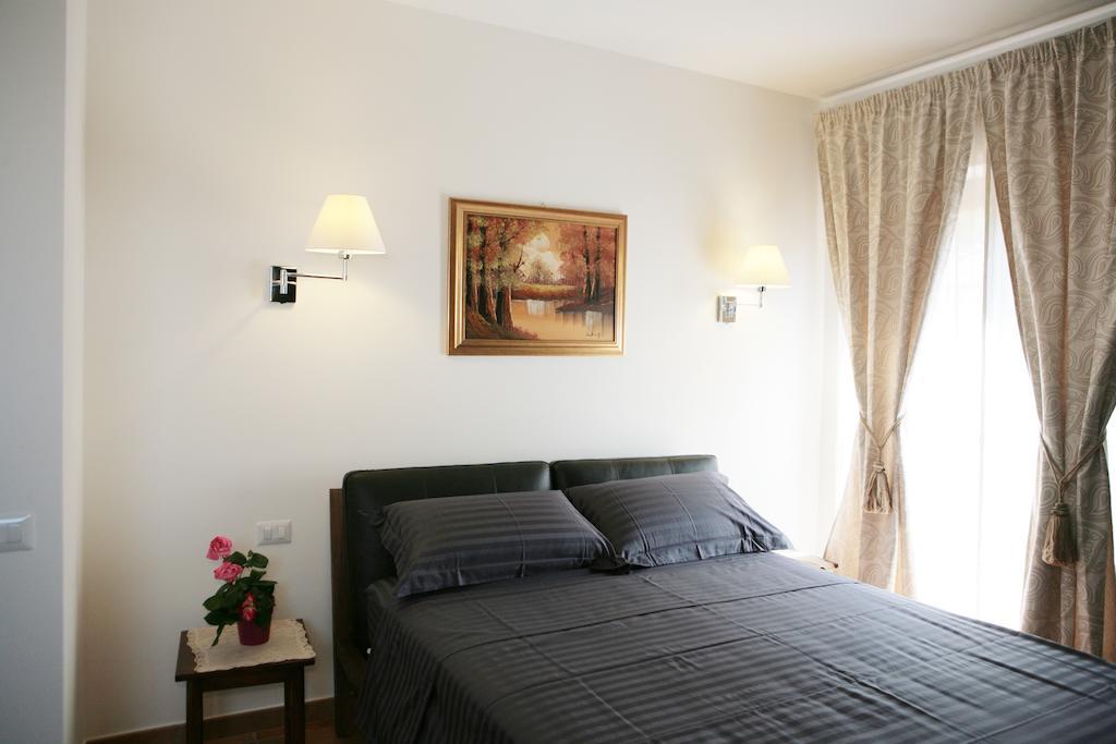 טרוויניאנו רומאנו Relax In Piazzetta Casa E Appartamento Per Vacanze חדר תמונה