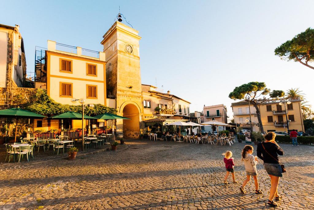 טרוויניאנו רומאנו Relax In Piazzetta Casa E Appartamento Per Vacanze מראה חיצוני תמונה